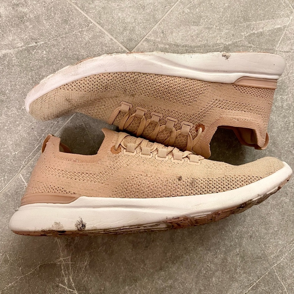 APL womens TECHLOOM breeze 9.5